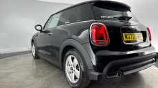 MINI Hatchback 1.5 Cooper Classic 3dr Auto [Comfort/Nav Pack] Petrol Hatchback